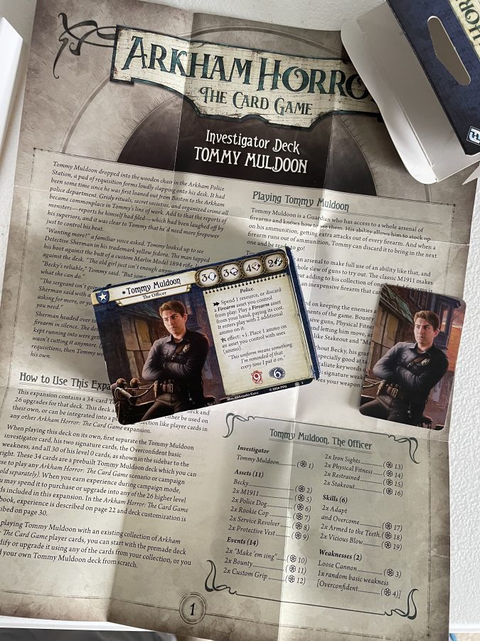 Review  Arkham Horror: The Card Game (2026) Investigator Decks - Geeks  Under Grace